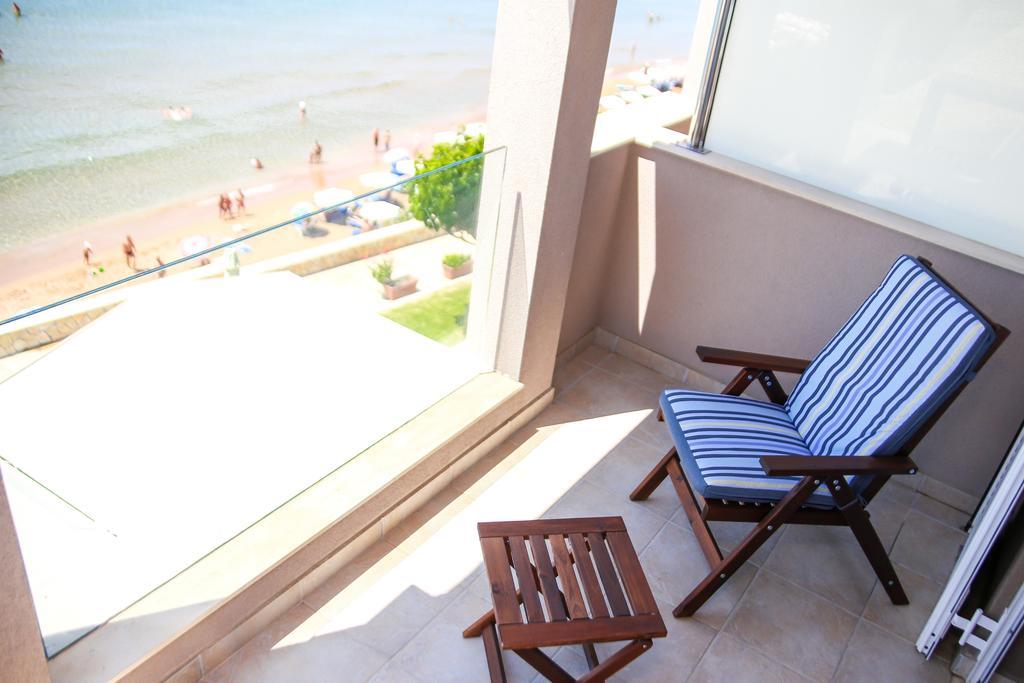 Aquarius House Villa Agios Georgios  Exterior photo